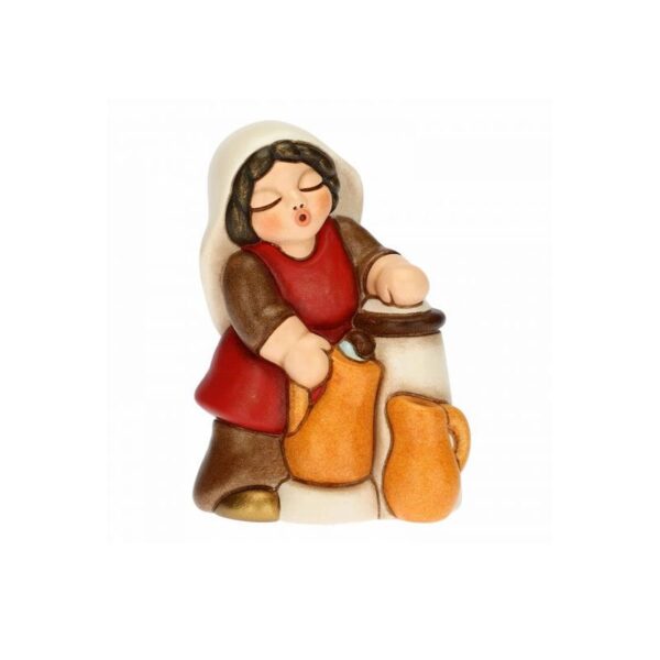 Thun - Donna alla fontana Presepe Classico Rosso